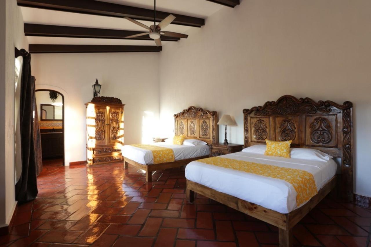 Caroline Bella Bed & Breakfast Ajijic Kültér fotó